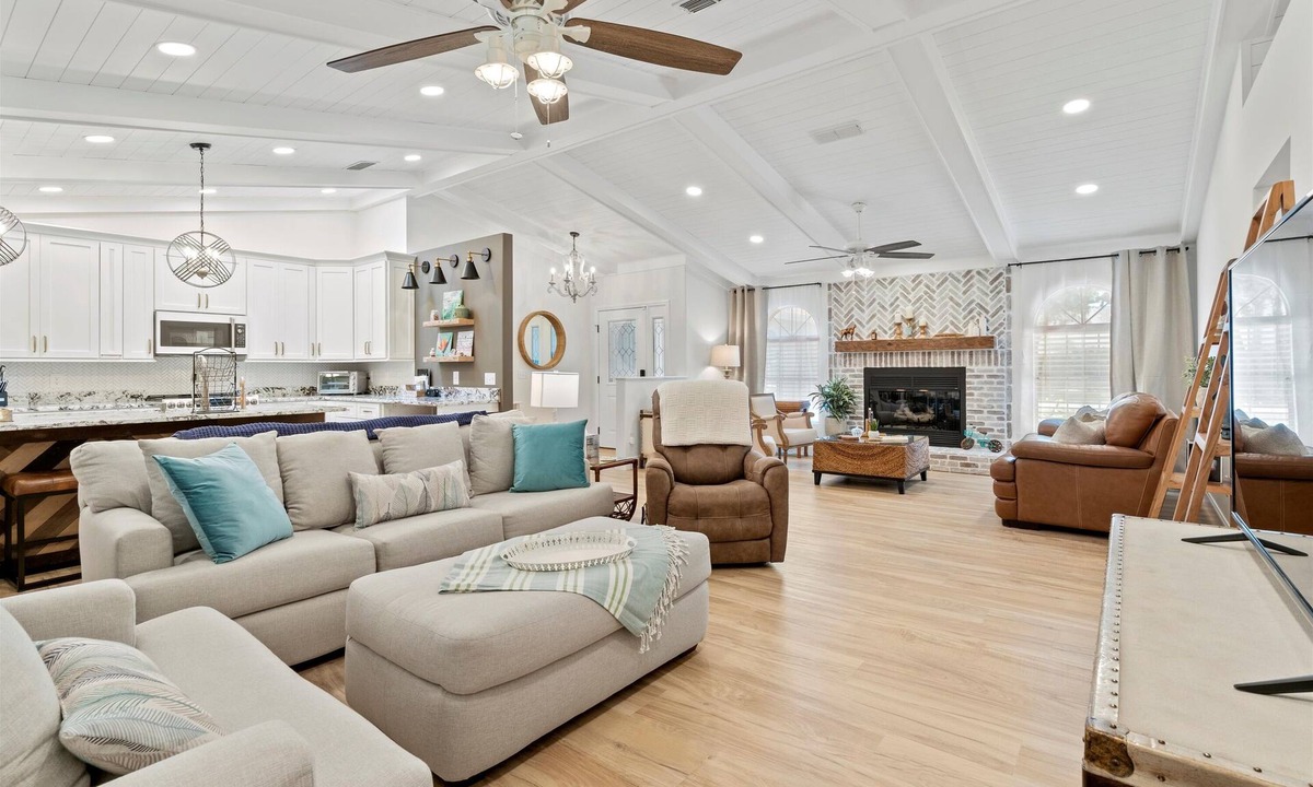 St. Augustine House | Coastal Retreat - Bike to Beach + Nature