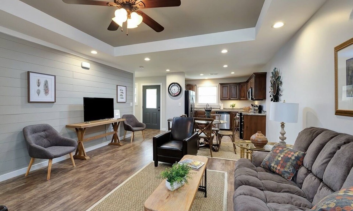 Cullman Apartment | Corporate Duplex - Monthly Allowed