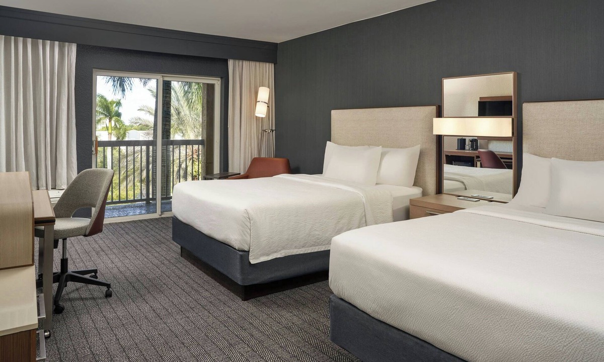 Weston Hotel | Courtyard by Marriott Fort Lauderdale Weston