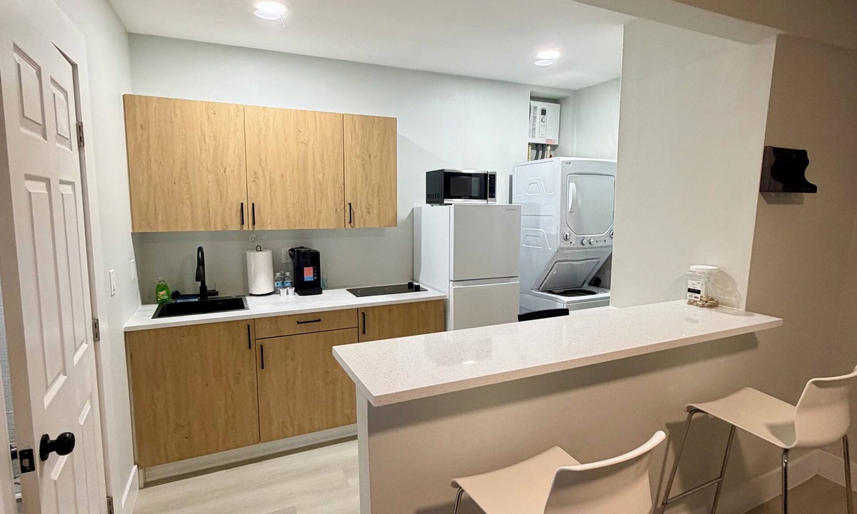 Interchange Square Apartment | Cozy 1-bed studio 60-90min drive to Orlando Attractions @W.Melbourne-Ne Palm Bay