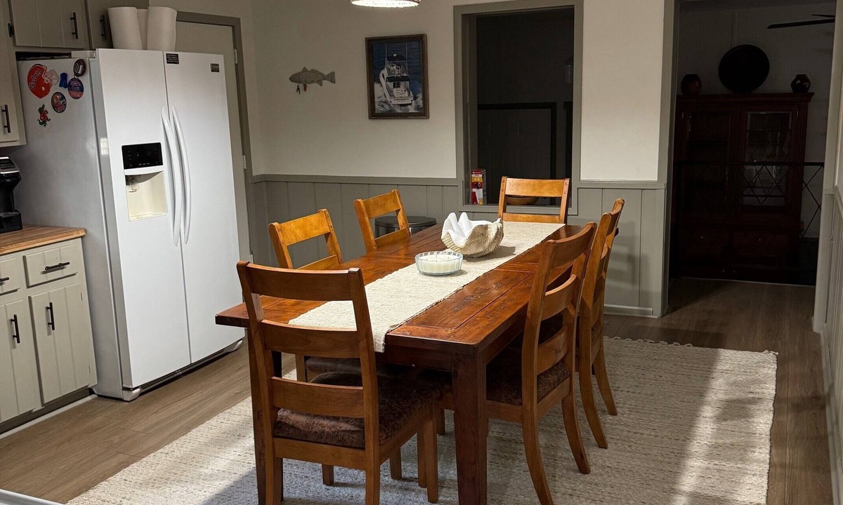 Steinhatchee House | Cozy 2-bedroom renovated mobile home in serene Steinhatchee with Back Patio