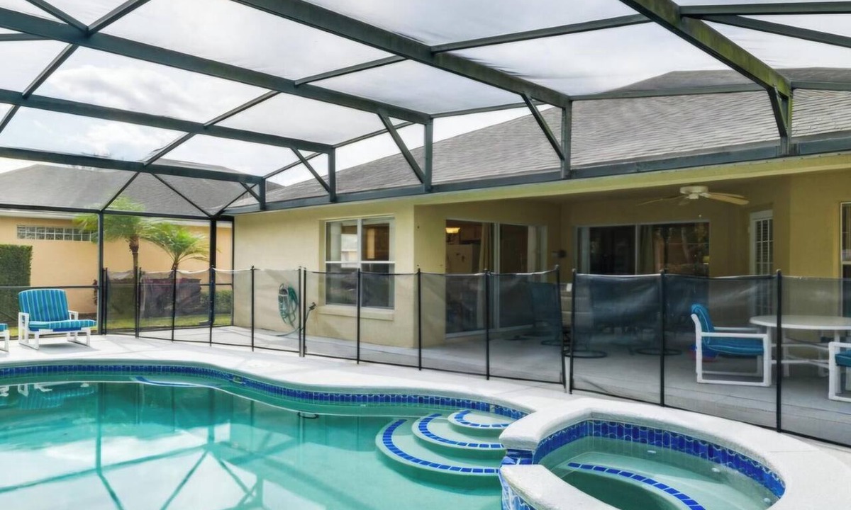 Calabay Parc House | Cozy 3Be/2Ba Home, Heated Pool/Spa, near Orlando-Disney, Universal, Golf Course.