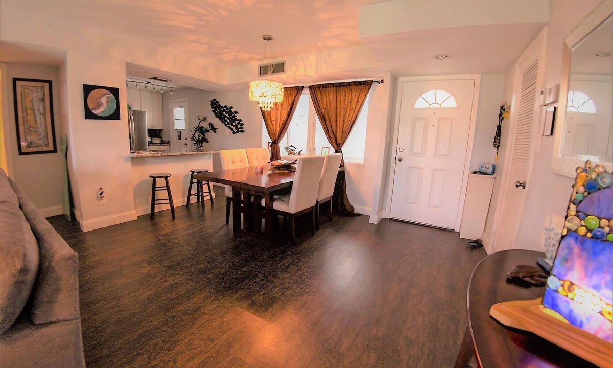 Fort Pierce Condo | CP 723 Golf Course View Condo - Paradise Vacation Rental in Ocean Village