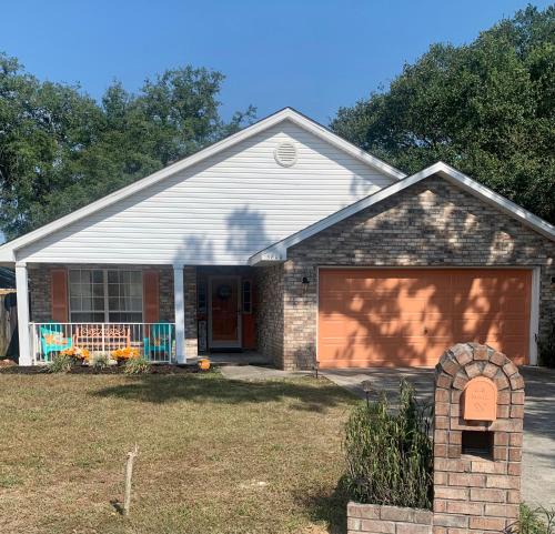 Bellview Villa | D's Florida-Alabama Vacation Home Sleeps 14 Guests