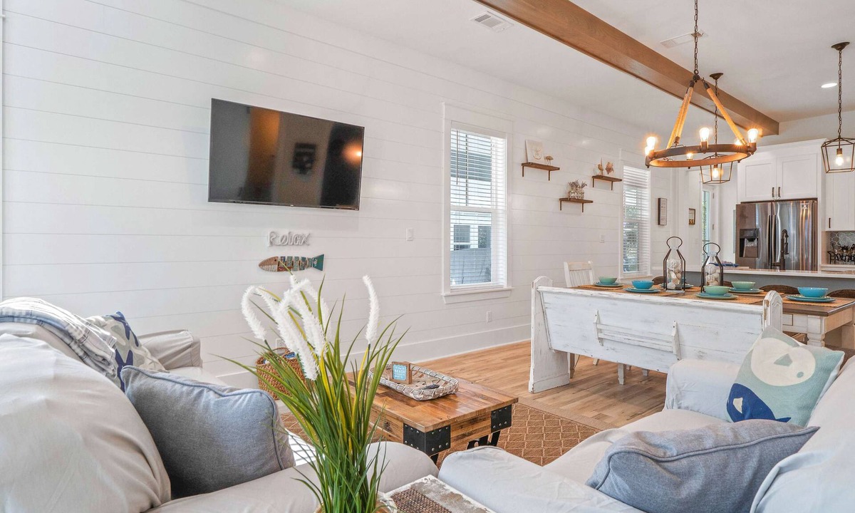 Lakeside at Blue Mountain Beach House | Delightful Coastal Home with WiFi, Furnished Porch, & Shared Pool-Dog Friendly