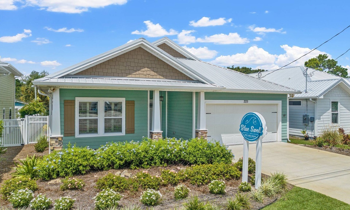 Laguna Beach Estates House | Dog Friendly Vacation Just 2 Blocks from the Beach! 14+ & 21+ Day Discounts!
