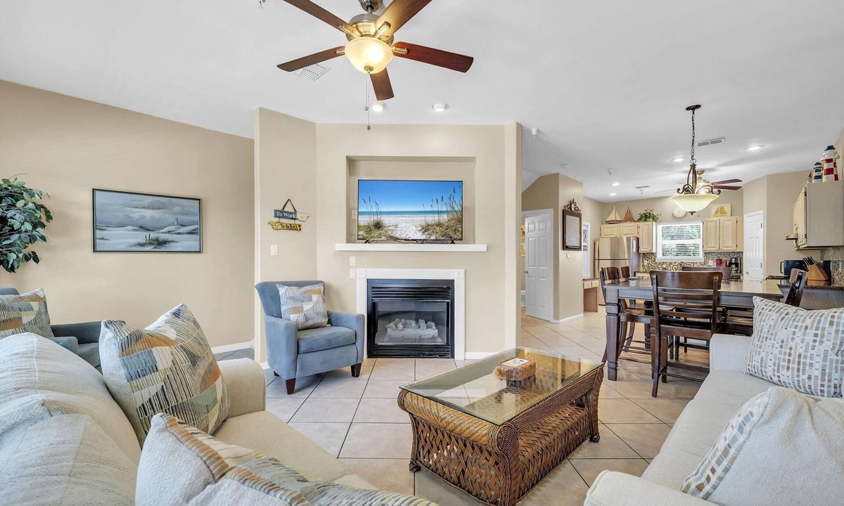 Santa Rosa Beach House | Dolphin Tales-30A Townhome,Gulf Views w/Com.Pools,Hot Tub,Tennis,Volleyball,Pet