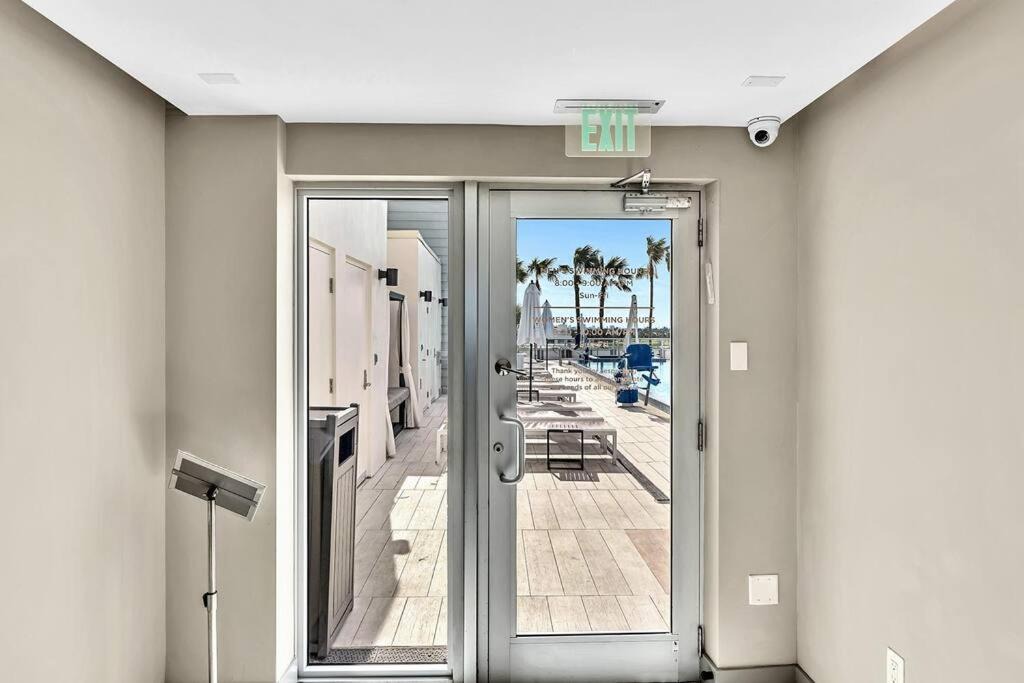 Bay Harbor Islands Apartment | Double Queen Room-Hosted by Sweetstay
