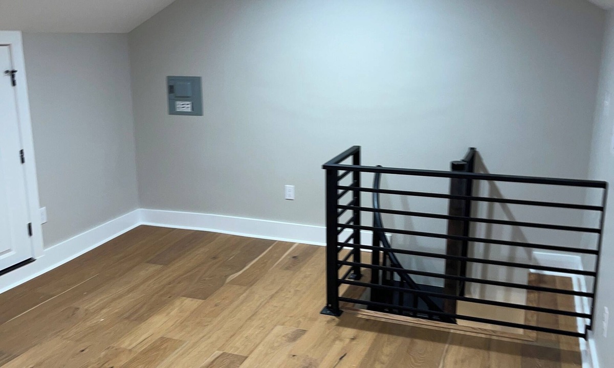 Mid City North House | Downtown and Close to LSU 8-bedroom Luxury Home in Baton Rouge