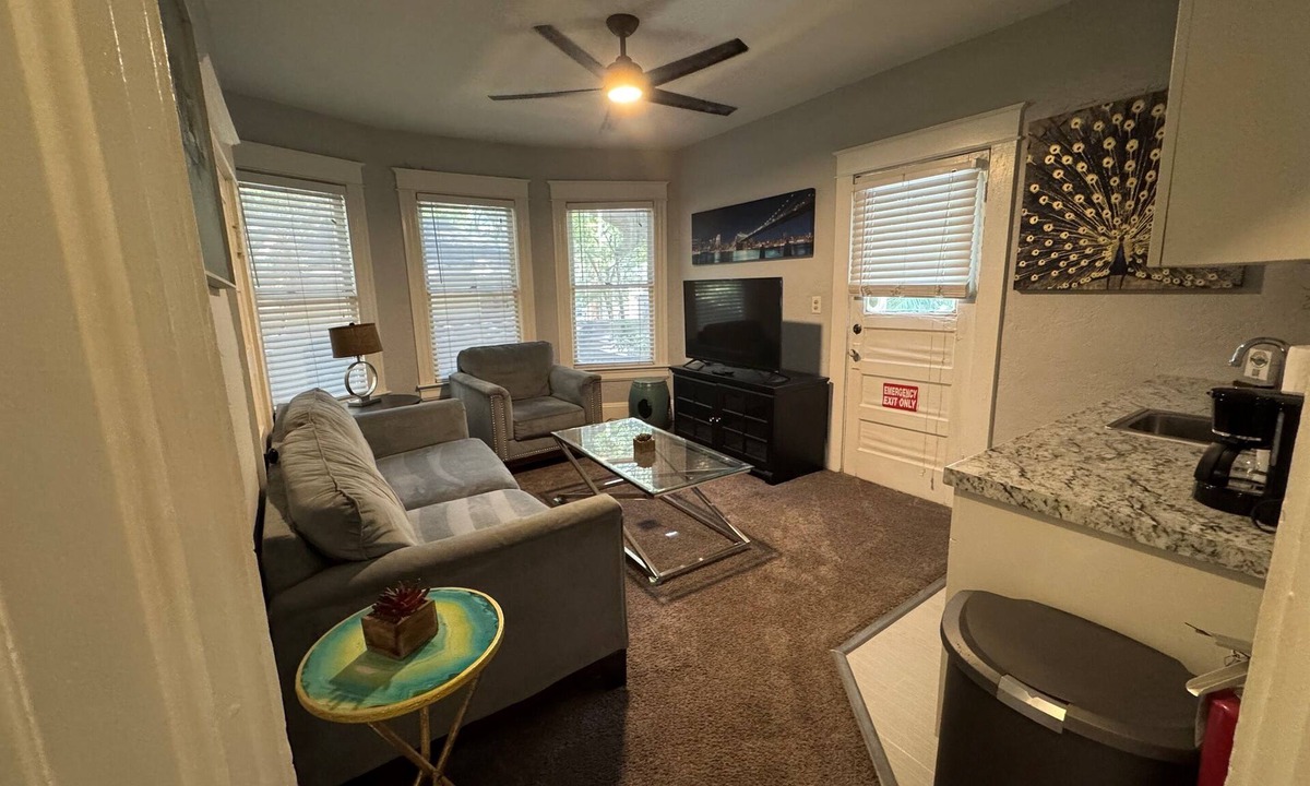 Downtown Orlando House | Downtown Lake Eola Historic House 1 OR 2 BED