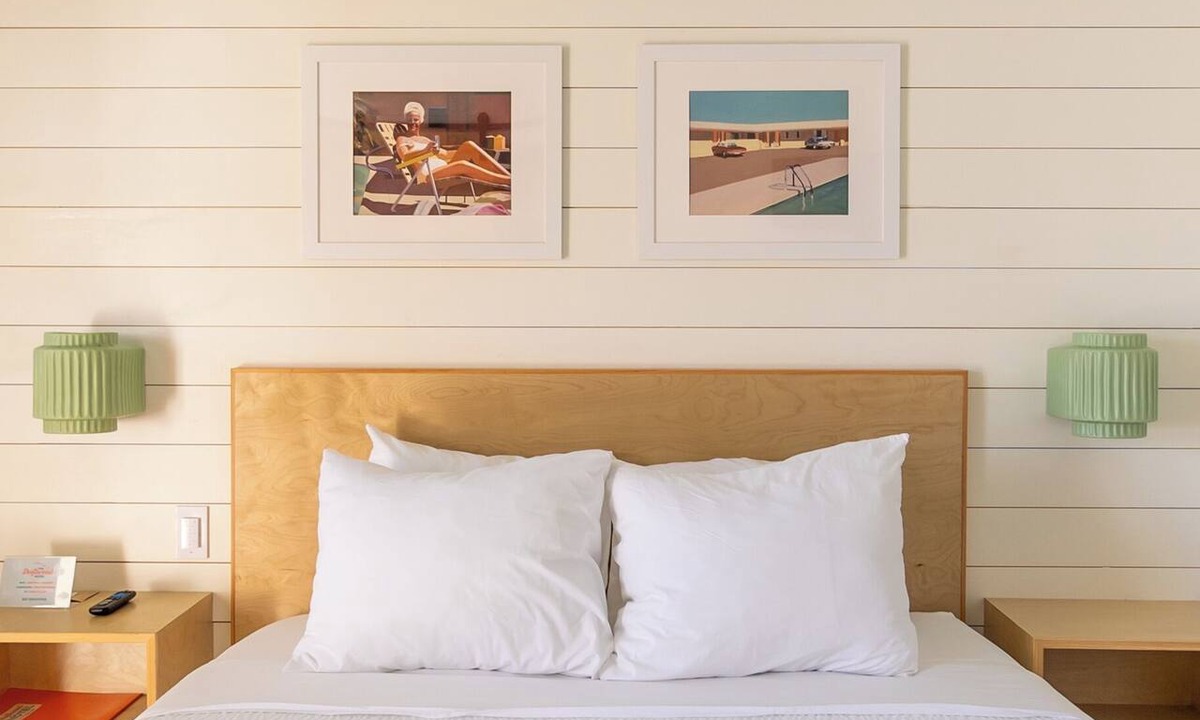 Bay St Louis Hotel | Driftwood Motel