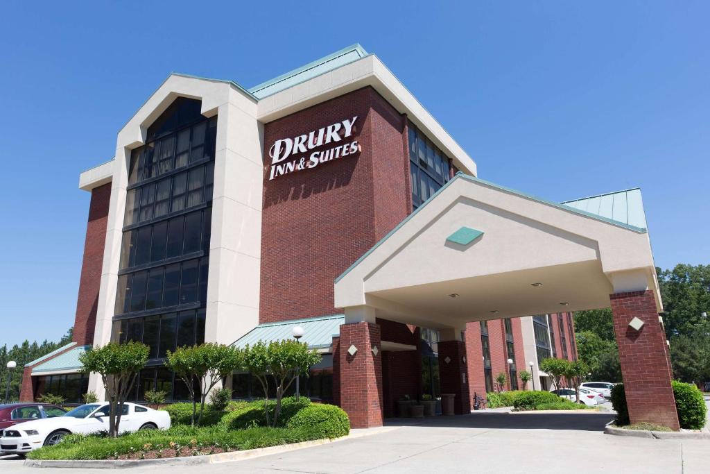 Crestline Heights Hotel | Drury Inn & Suites Birmingham Grandview