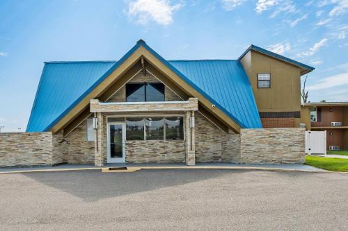 Surestay Hotel | Montgomery