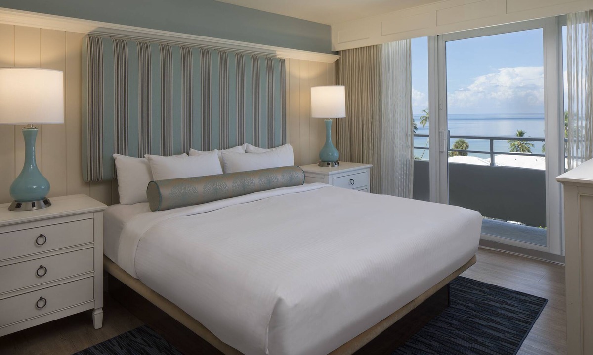 Moorings Hotel | Edgewater Beach Hotel