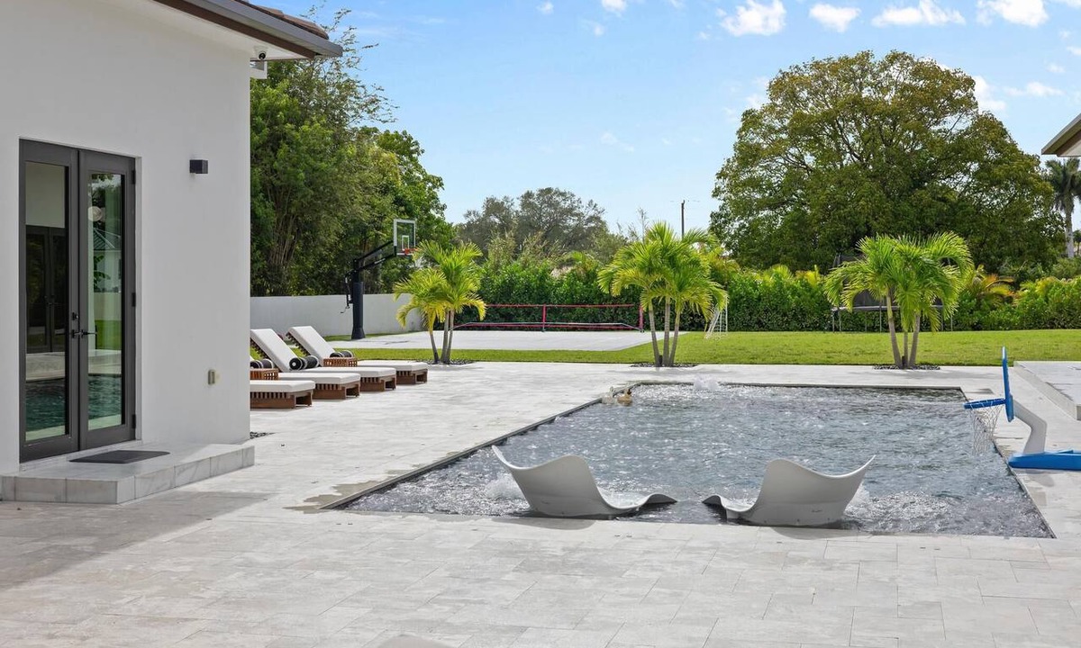 Ludlam House | El Castillito