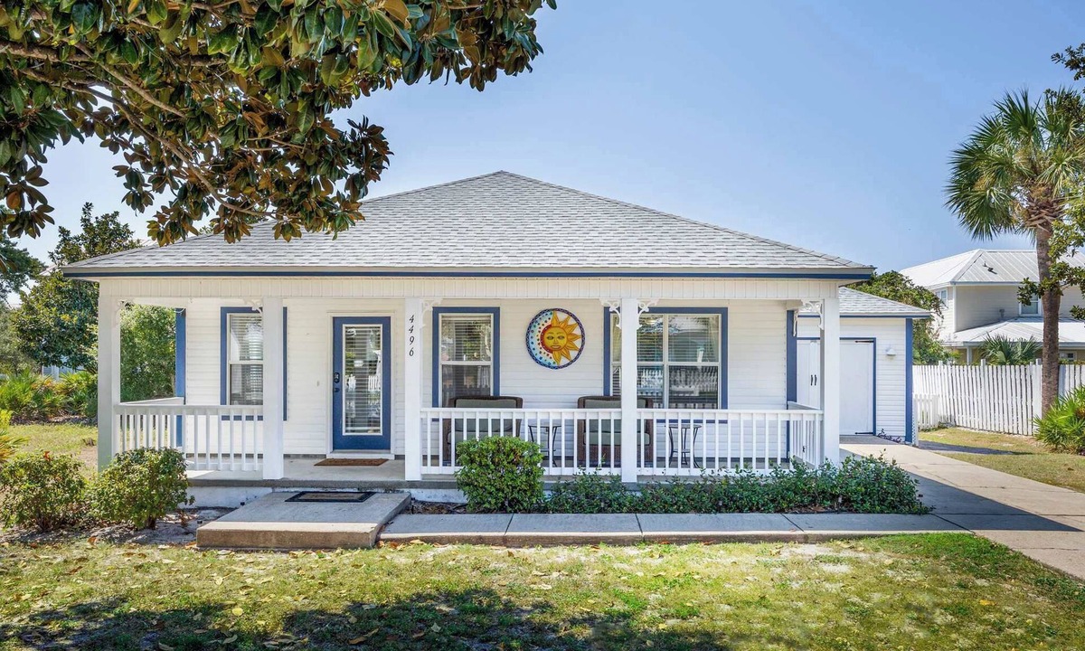 Clipper Cove House | Emerald Escape-Pool Heat & Golf Cart Deals