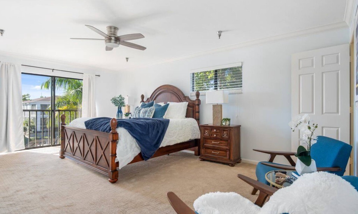 Naples House | Exceptional Waterfront Condo in Downtown Naples!