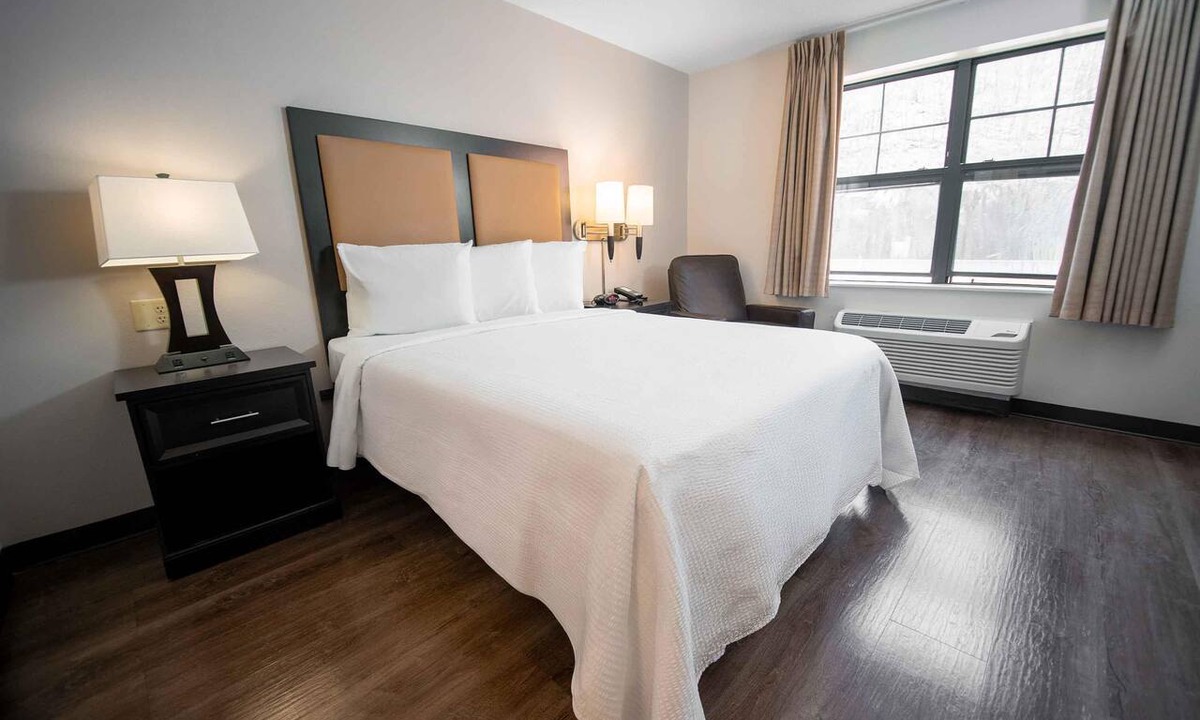 Southbank Hotel | Extended Stay America Suites Jacksonville Riverwalk Conv Ctr