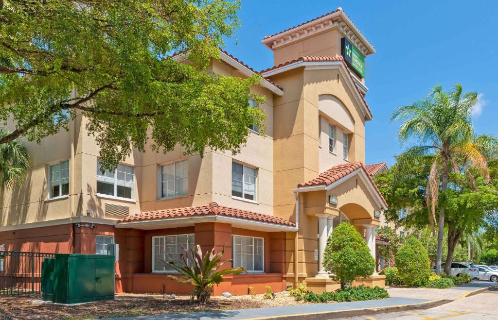 Pompano Beach Hotel | Extended Stay America Premier Suites - Fort Lauderdale - Cypress Creek - Park North