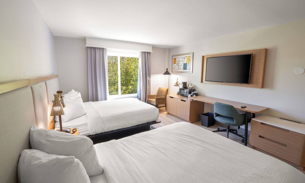 Southpoint Hotel | Fairfield Inn & Suites by Marriott Jacksonville Butler Blvd