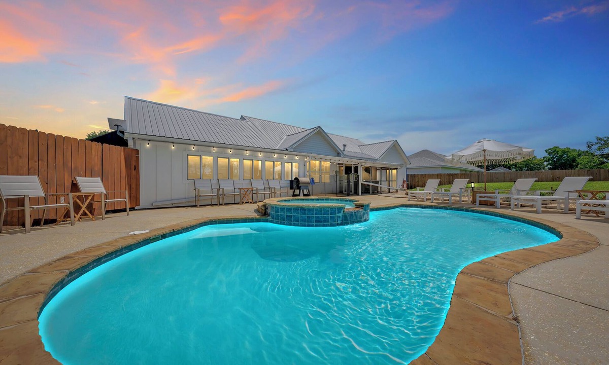 Fairhope Cottage | Fairhope Coastal Cottage I Pool, Game Room & Coastal Charm