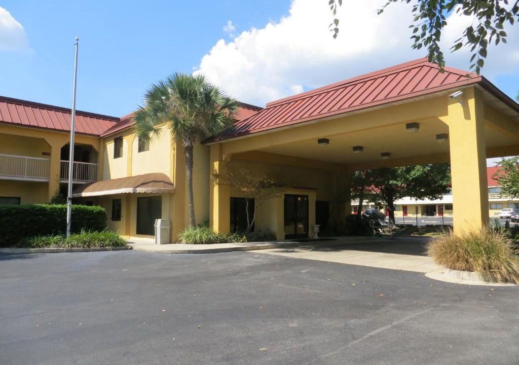 Mobile Hotel | Fairview Inn & Suites Mobile