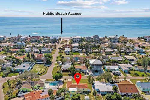 Redington Beach House | Family Fun at Nonna's Beach Cottage! Enjoy the Sunshine with a Short Walk to the Beach and cool off in the Small Pool!