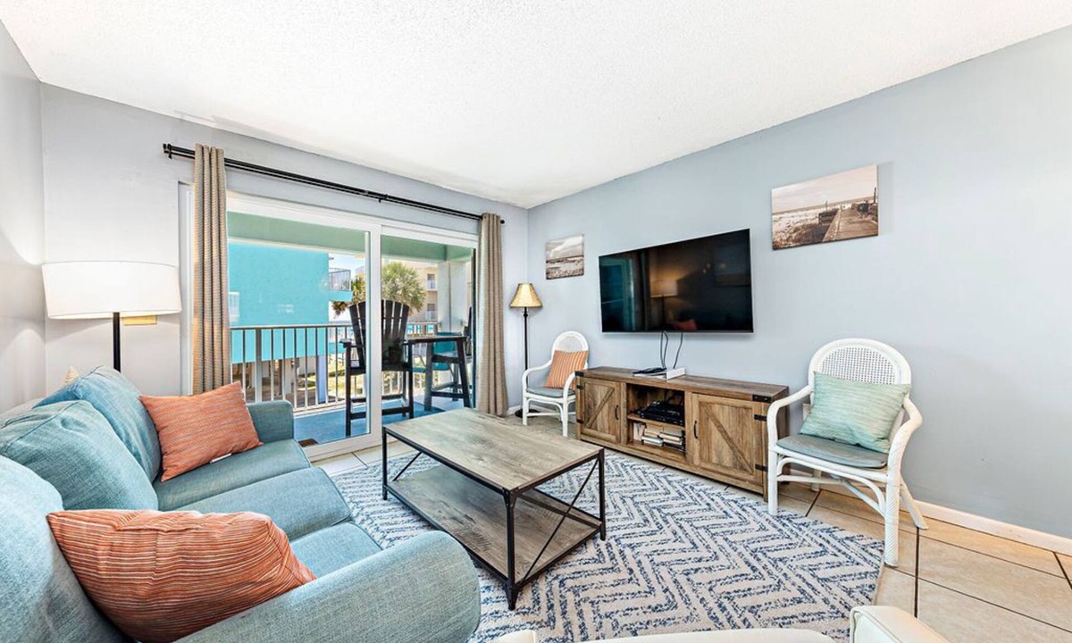 Gulf Shores Condo | Fantastic Rates! BOOK NOW AND SAVE!*RENOVATED NEW BEDS with POOL* 2BR/1BA*