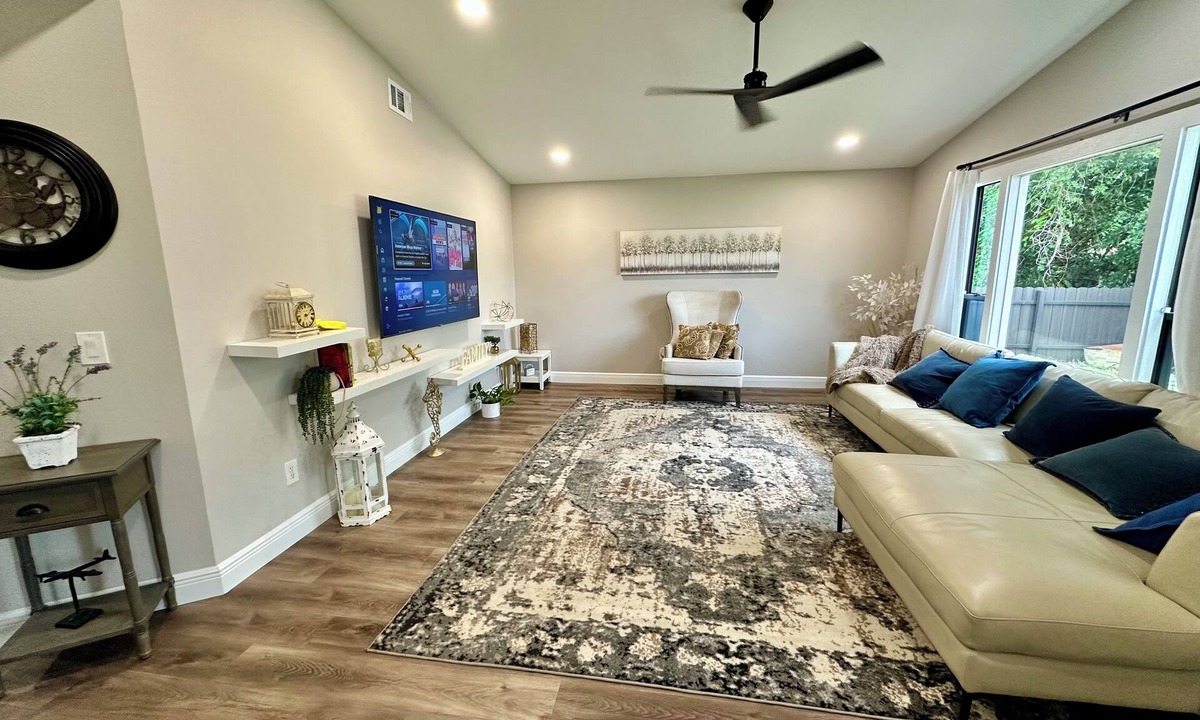 San Carlos Park House | Fort Myers Sunshine