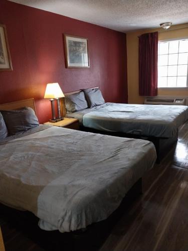 Jackson Apartment | Gated 2 Queen Beds Hotel Room 260