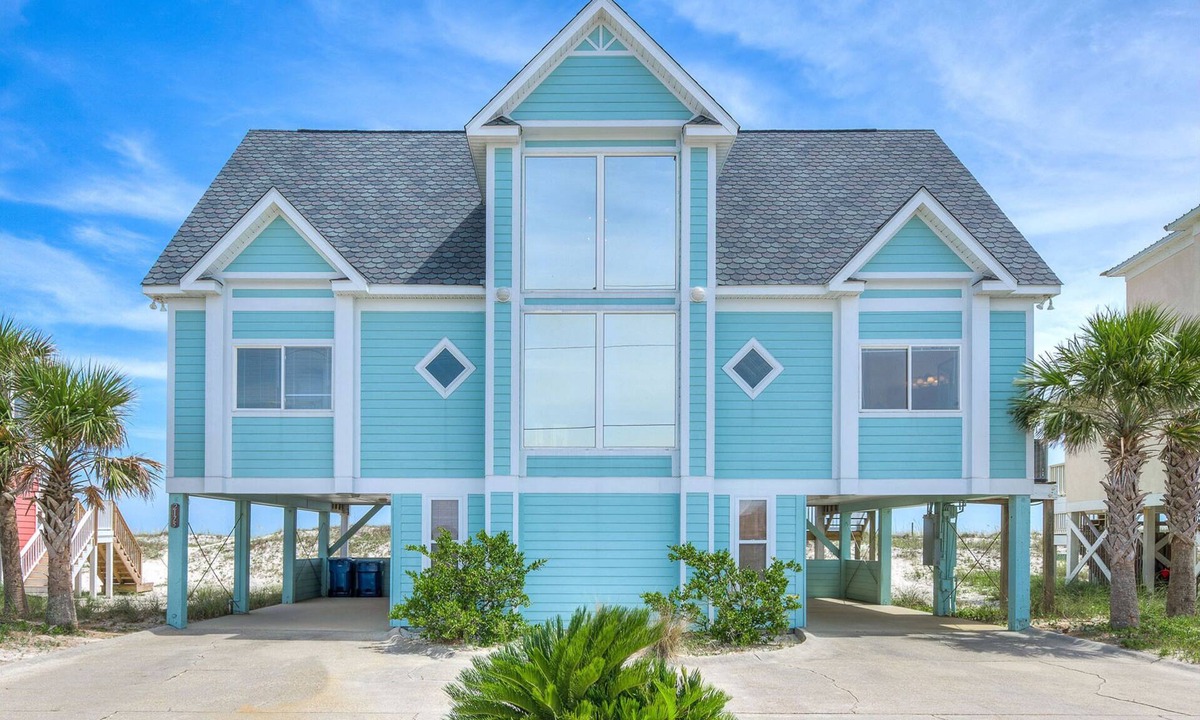 Gulf Shores House | 😎 Get 2026 Before its Gone! Blue Heron. 5BR Beachfront. Heat Pool! Awesome views. Secluded beach!