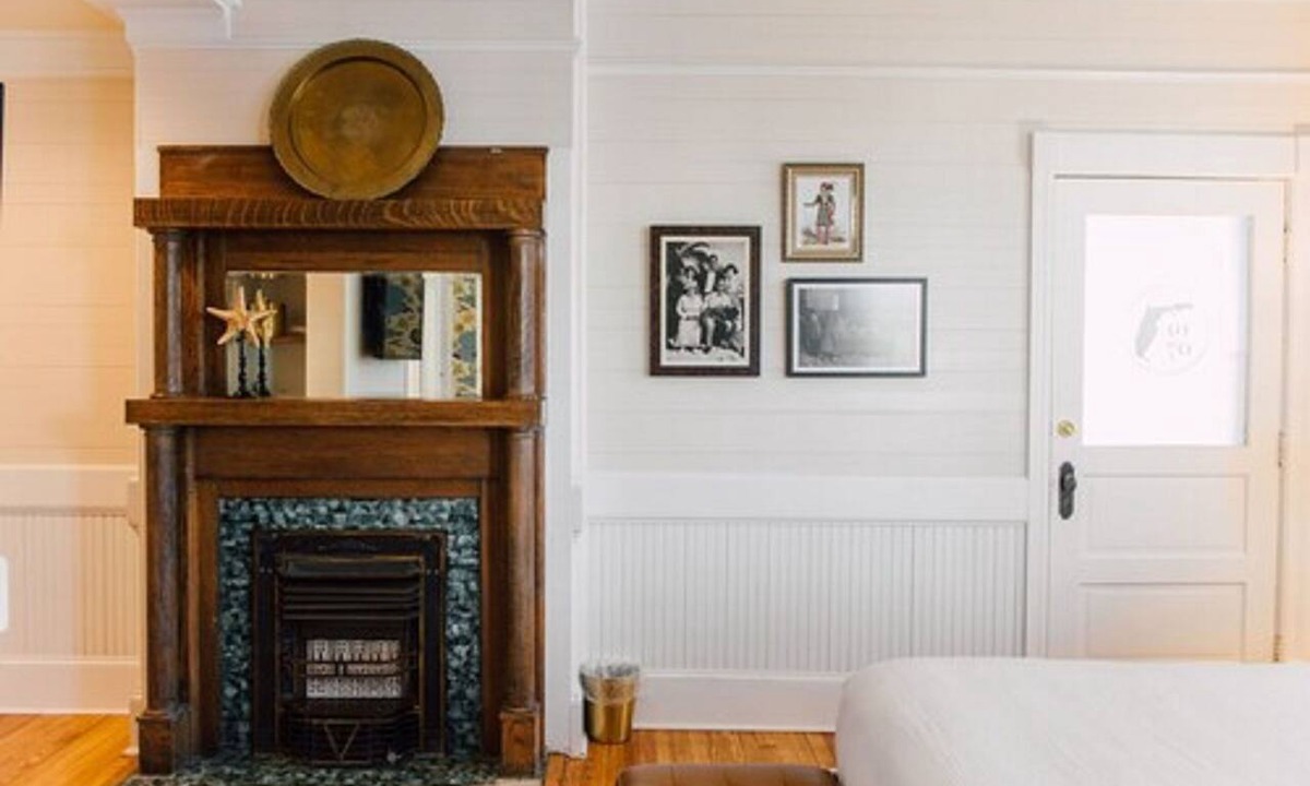 Historic Downtown Apalachicola Hotel | Gibson Inn
