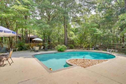 Gracewood House | Golfer's Getaway: Hephzibah Home w/Pool Access