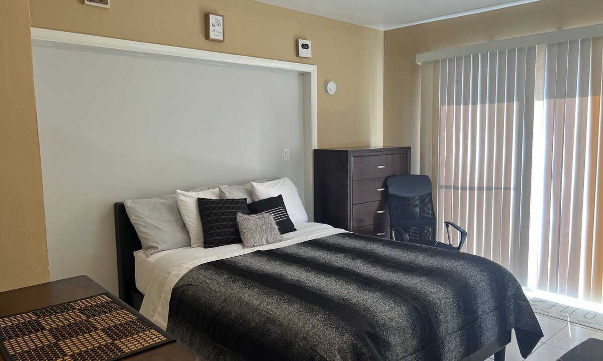 Survey Creek House | Gorgeous Private entrance with a private room and bathroom