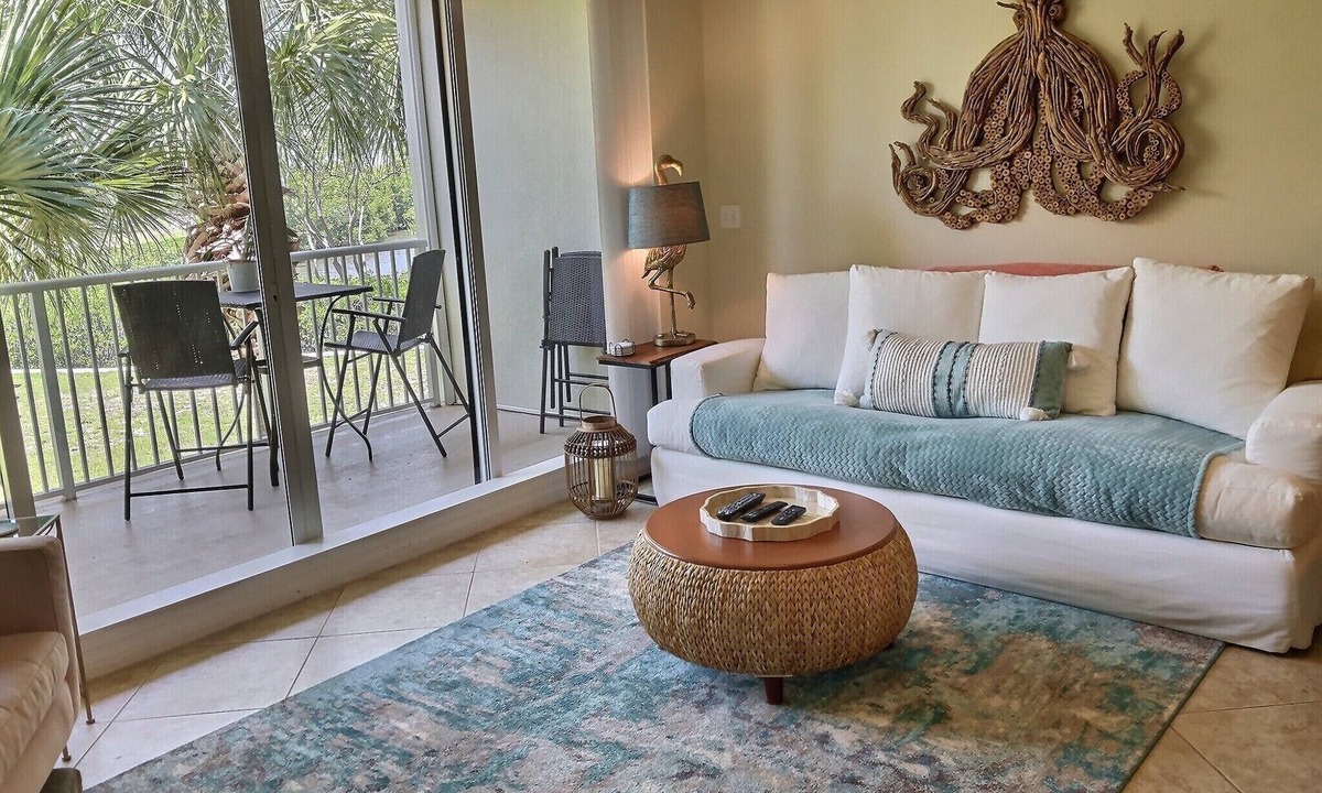Ruskin House | Gorgeous Sunsets at Bahia Beach Retreat - Your Perfect Coastal Escape