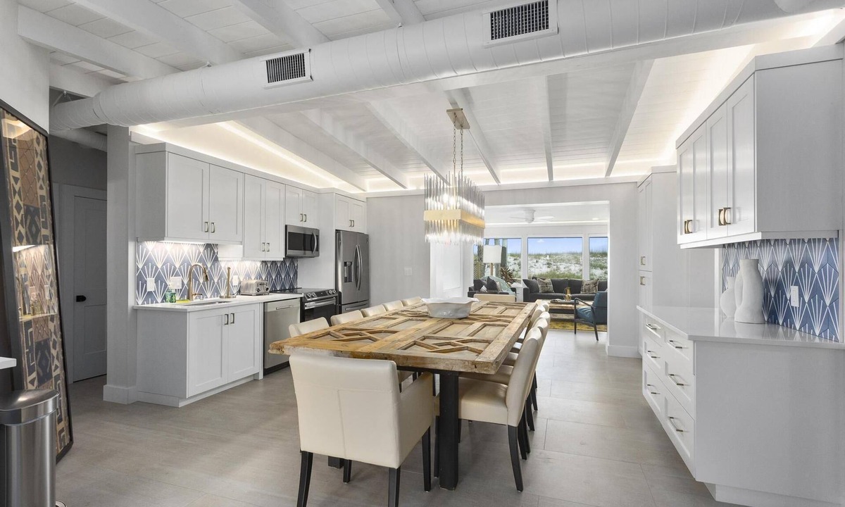 Villa Segunda House | Gulf Front 4BR Cottage with Fenced Yard and Direct Beach Access