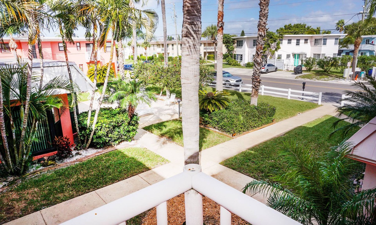 St. Pete Beach Condo | Gulf Winds 508 | Affordable Studio on Upham Beach