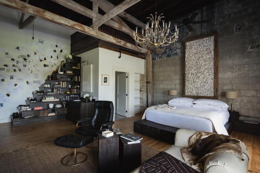 Florence Hotel | GunRunner Boutique Hotel
