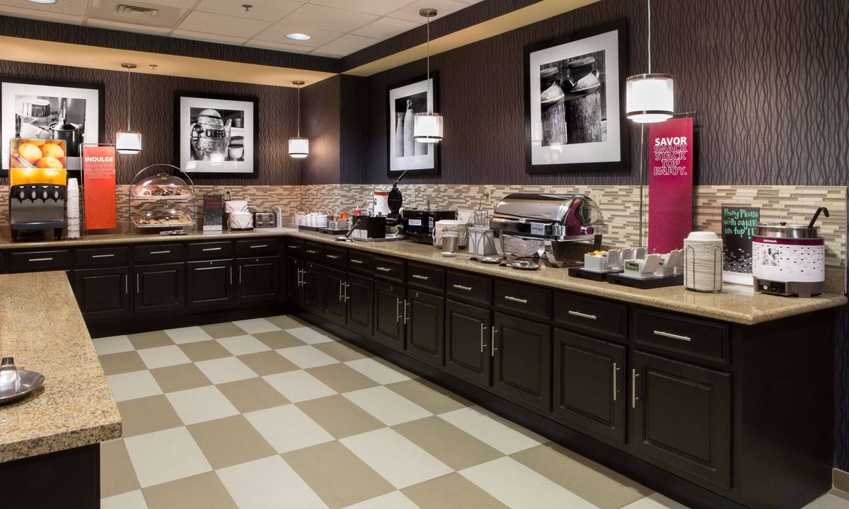 Troy Hotel | Hampton Inn by Hilton Troy
