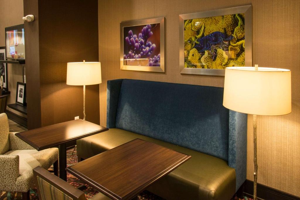 Gulfport Hotel | Hampton Inn & Suites Gulfport
