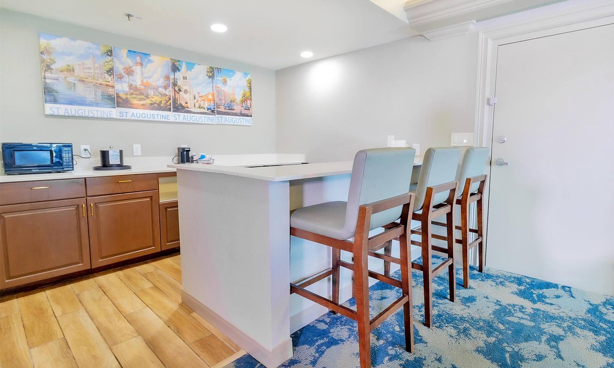 Vilano Beach Hotel | Hampton Inn & Suites St. Augustine-Vilano Beach