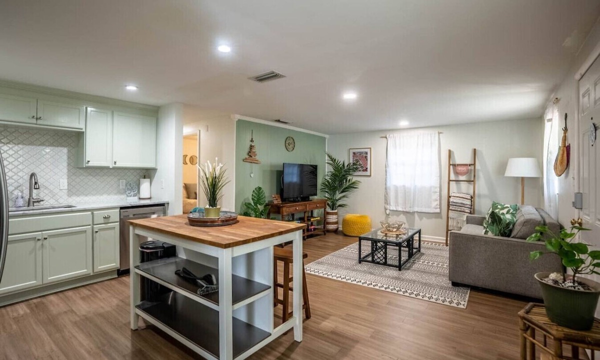 Sulphur Springs House | Harbor Hideaway | Serene Escape