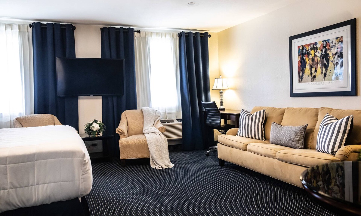 Leitchfield Hotel | Hatfield Inn