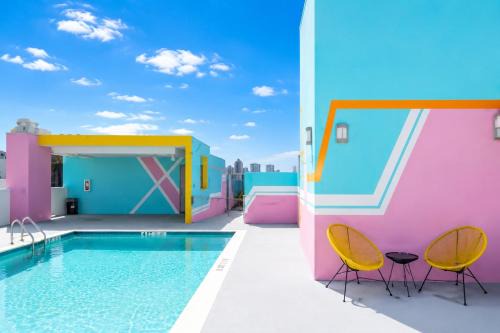 Wynwood Art District Apartment | Heart of Wynwood - Rooftop Pool - Balcony - New 1B