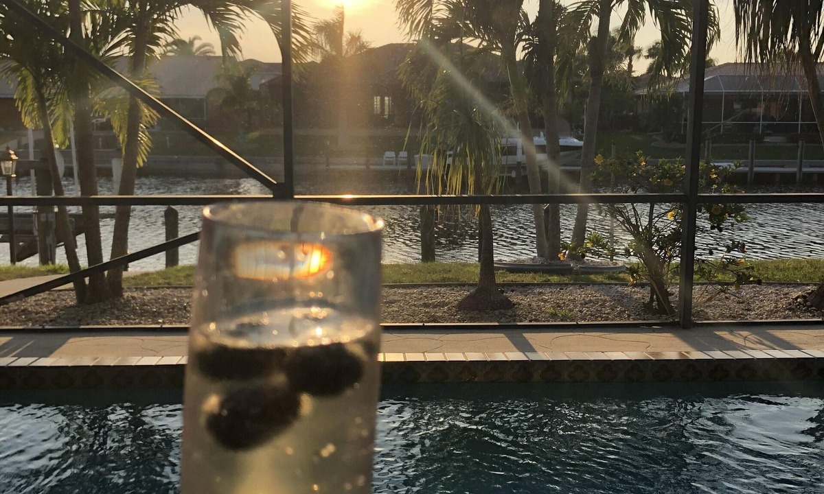 Punta Gorda House | HEATED POOL NO XTRA CHARGE, Prime Location, Walk 2 Fisherman's Village/Downtown