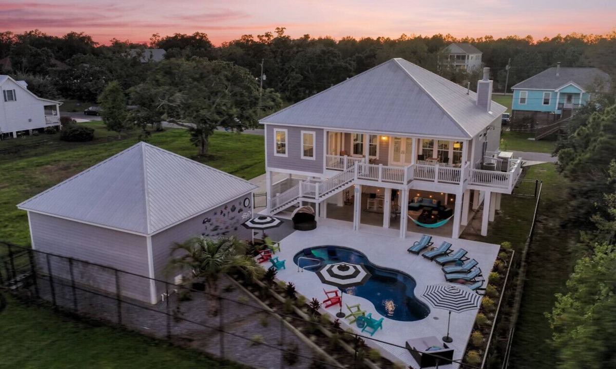 Henderson Point House | Heron Retreat | Luxury Beach House with Heated Pool