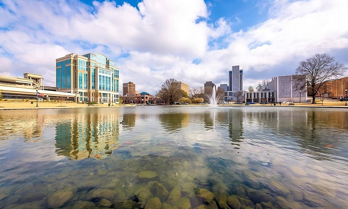 Madison Hotel | Historic Charm! Spacious Unit Near Attractions, Breakfast