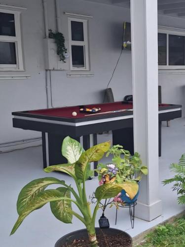 Cutler Bay House | Holliday 3-bedroom Private duplex House full kitchen living room Parking WiFi BBQ Karaoke Available