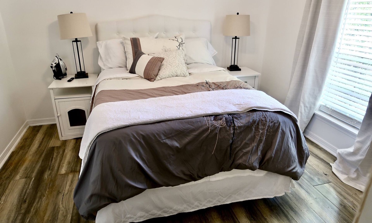 Mobile House | Home Away From Home nestled in the Heart of West Mobile