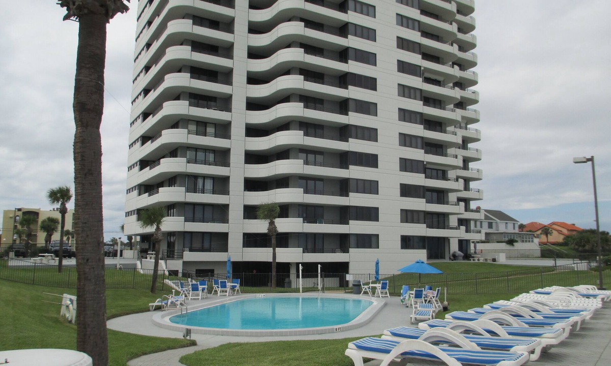 Seabreeze Park Condo | Horizons Oceanfront 3 Bedroom 2 Bath